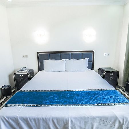 Star Sands Hotel Garapan Buitenkant foto