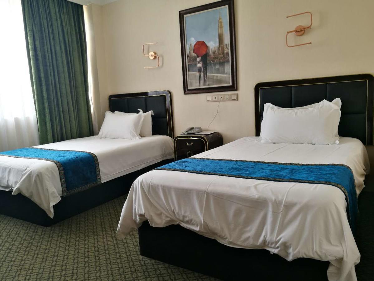 Star Sands Hotel Garapan Buitenkant foto